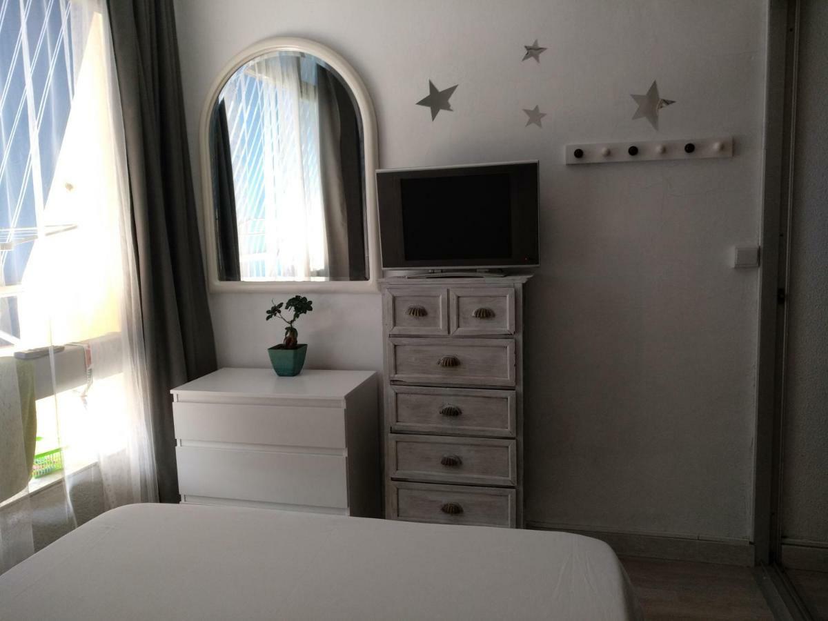 Moderno Apartamento Torremolinos Centro Appartement Buitenkant foto