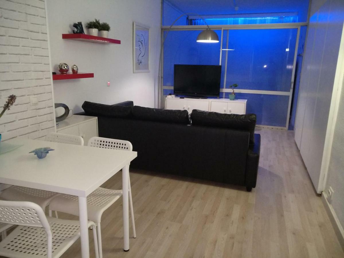 Moderno Apartamento Torremolinos Centro Appartement Buitenkant foto